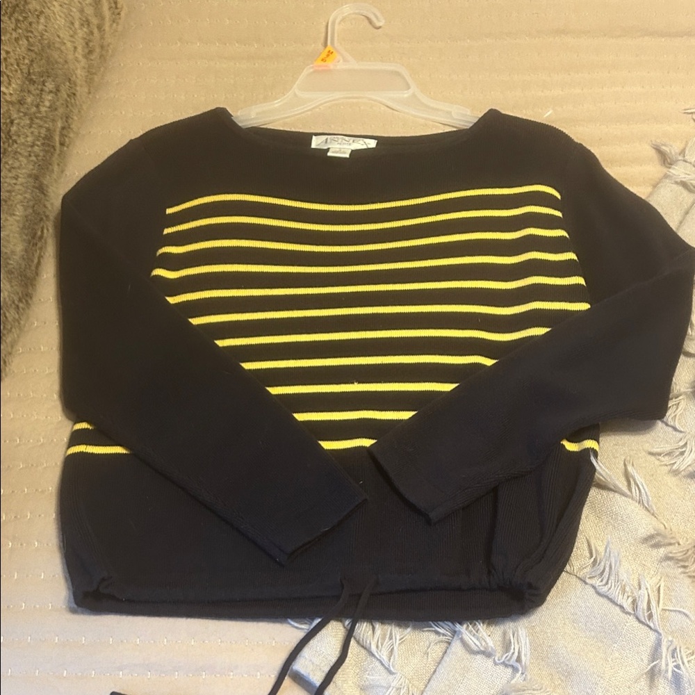 Vintage Casual Corner ANNEX Navy blue and yellow Striped Sweater